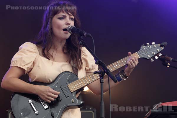 ANGEL OLSEN - 2017-08-20 - SAINT MALO - Fort de St Pere - 